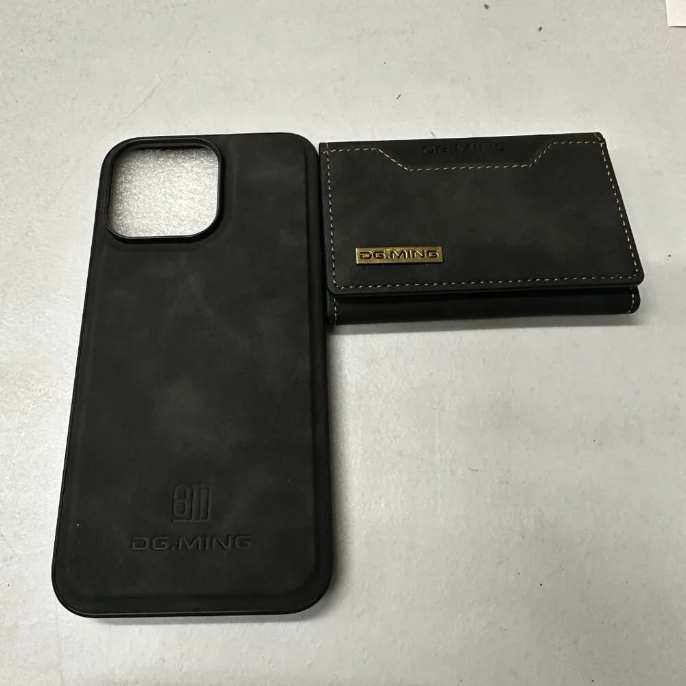 DG.MING M2 For‎ iPhone 15 Pro Max Case with Detachable Magnetic Trifold Card Bag